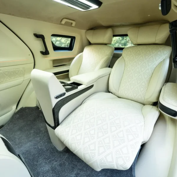 fortuner lounge customization