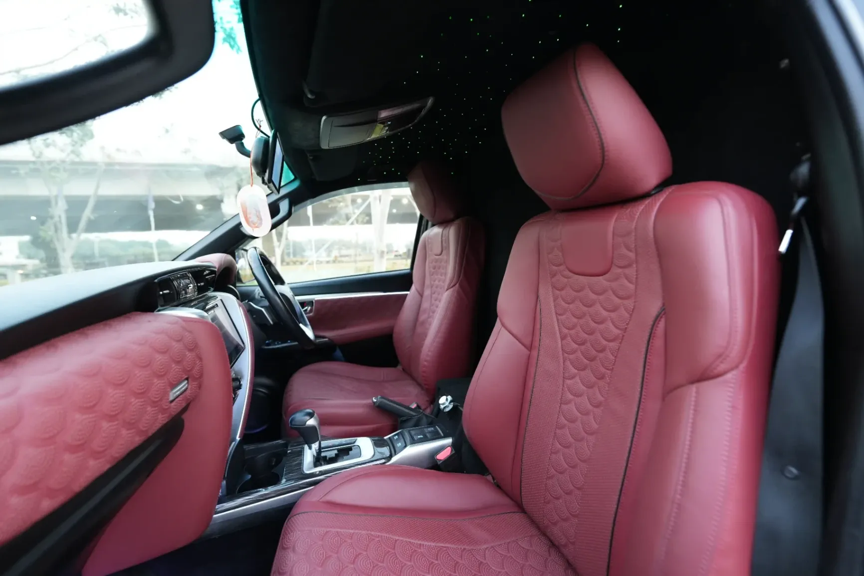 Fortuner Recliner Seats Modification